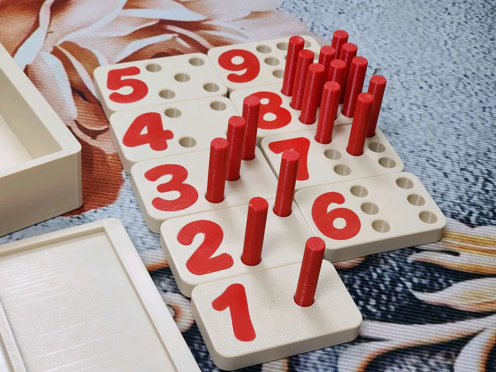 Números Montessori com Caixa — imagem 2